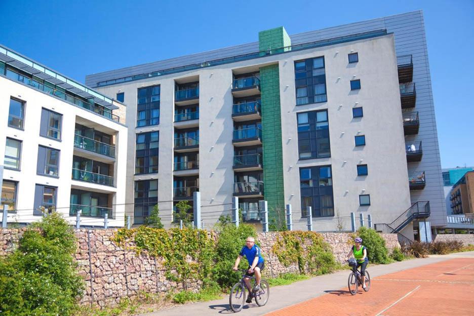 Bayview Apartments Sports Village Cardiff Free Parking & Free Wi Fi 外观 照片